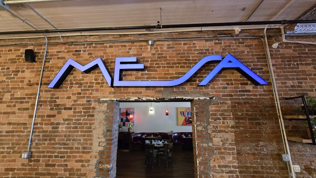 Table Mesa Bistro