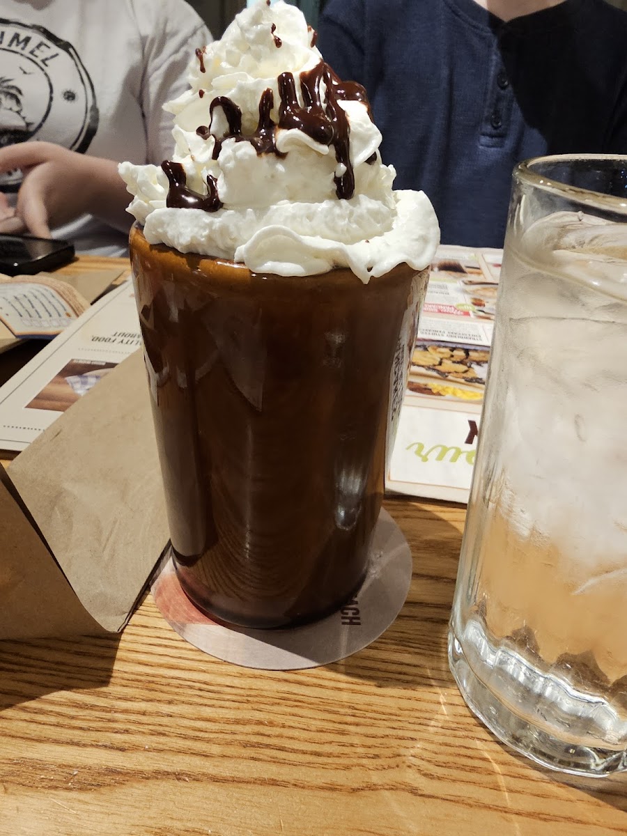 7 Brew Coffee Drinks Photo - 7 Brew Coffee Cafe in Pea Ridge, AR