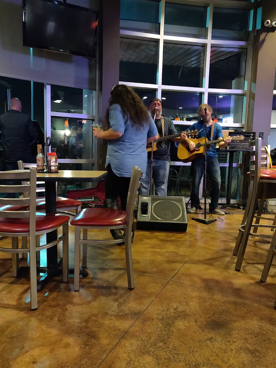 After 5 Interior Photo - After 5 Bar & Grill in Rogers, AR