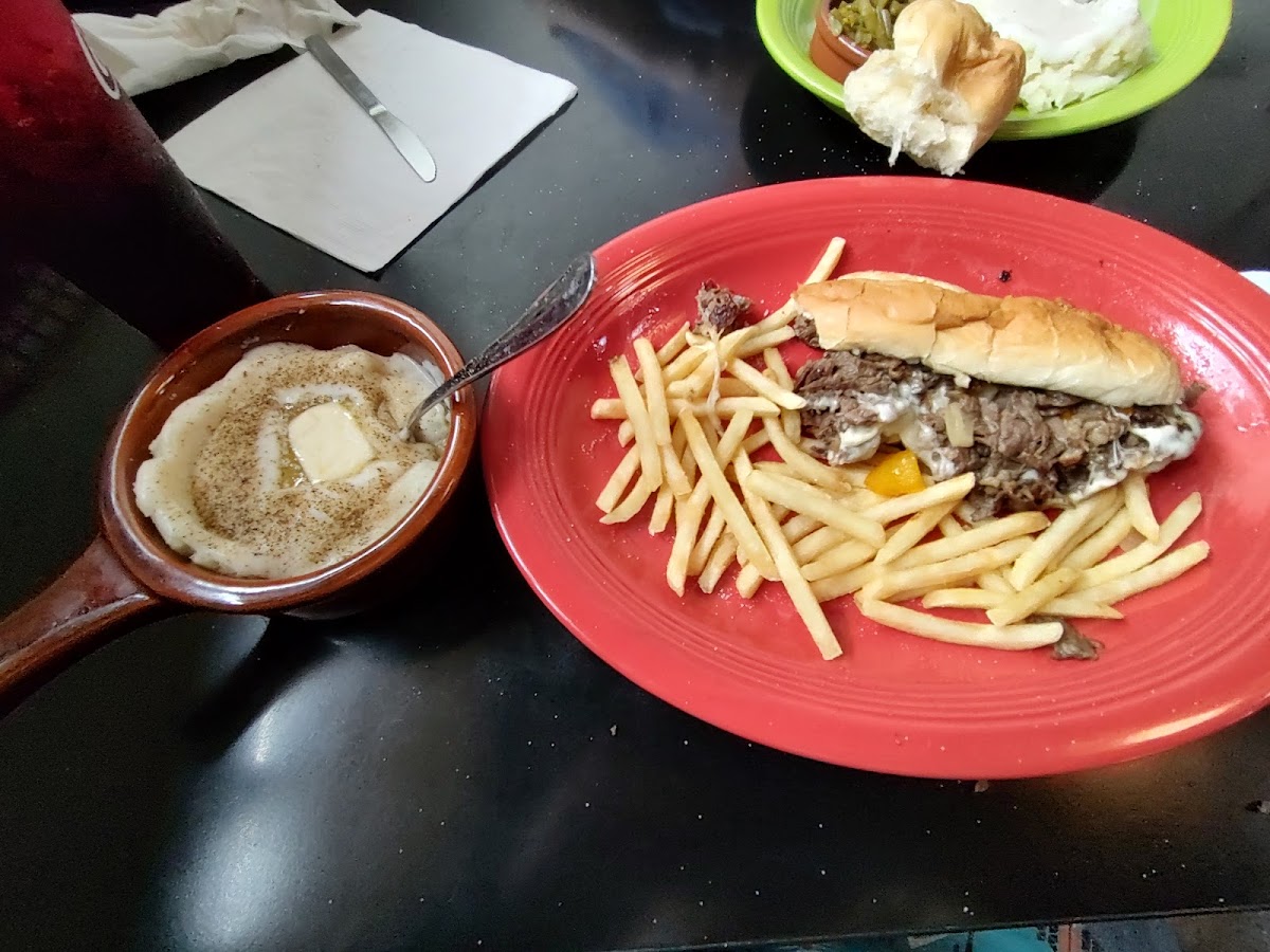 AR 59 Diner Food Photo - AR 59 Diner Diner in Gravette, AR