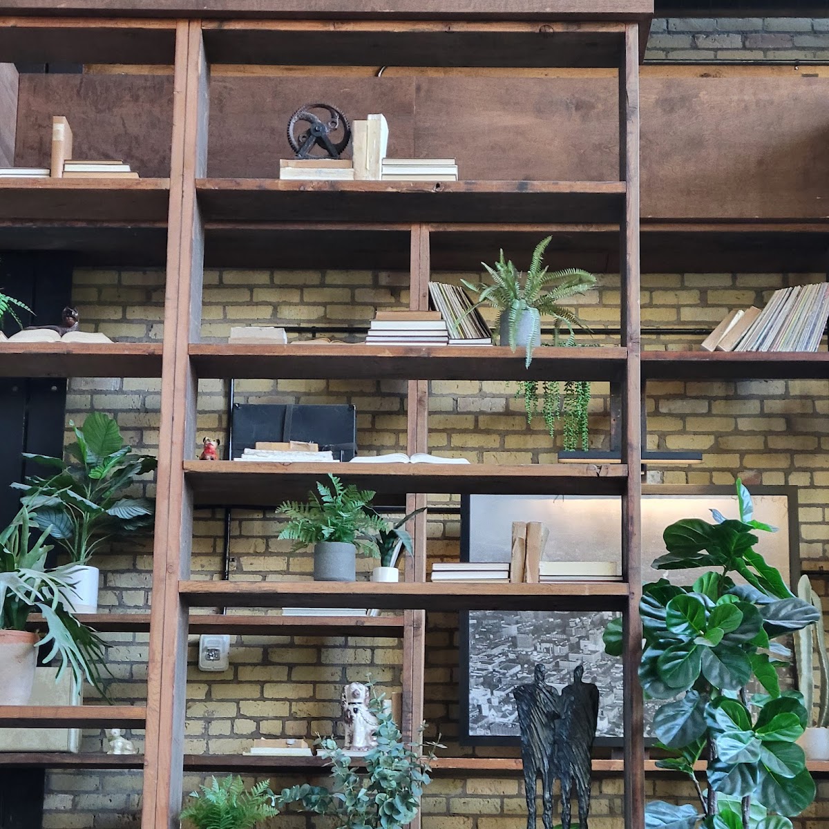 Backstory Coffee Roasters - North Loop Interior Photo - Backstory Coffee Roasters - North Loop Cafe in Minneapolis, MN