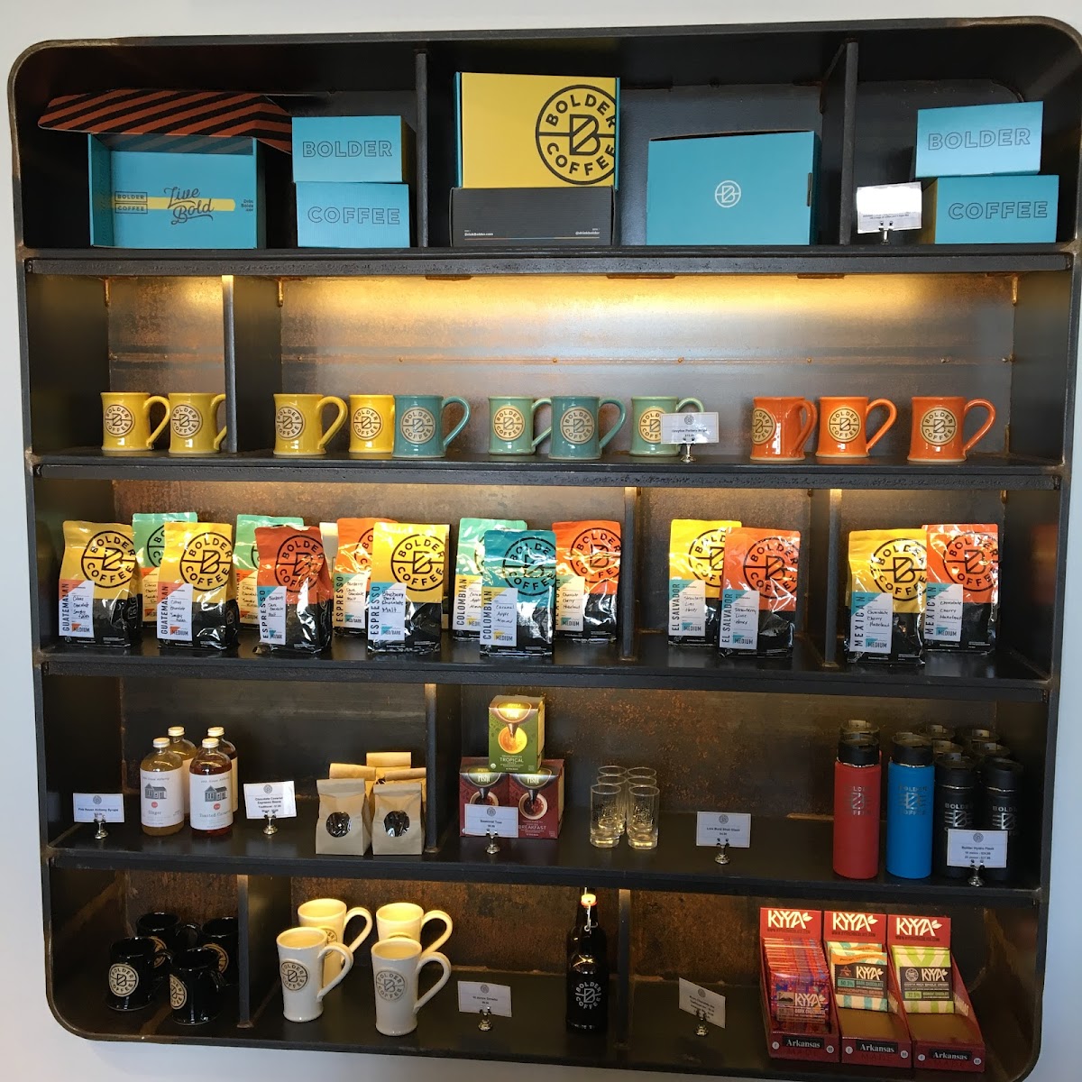 Bolder Coffee Interior Photo - Bolder Coffee Cafe in Rogers, AR