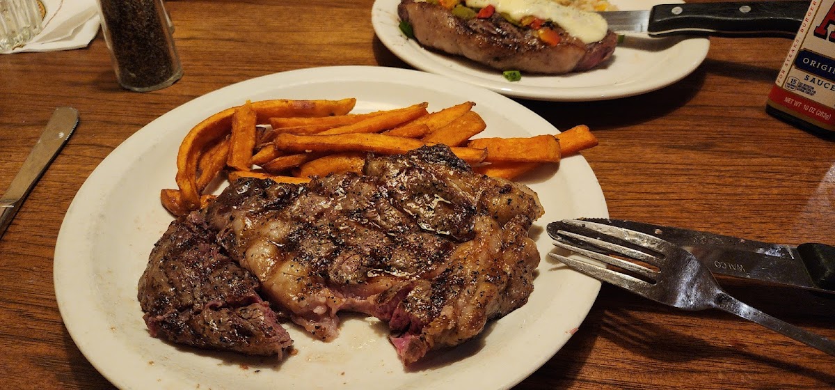 Cattle Baron Food Photo - Cattle Baron Steakhouse in Roswell, NM
