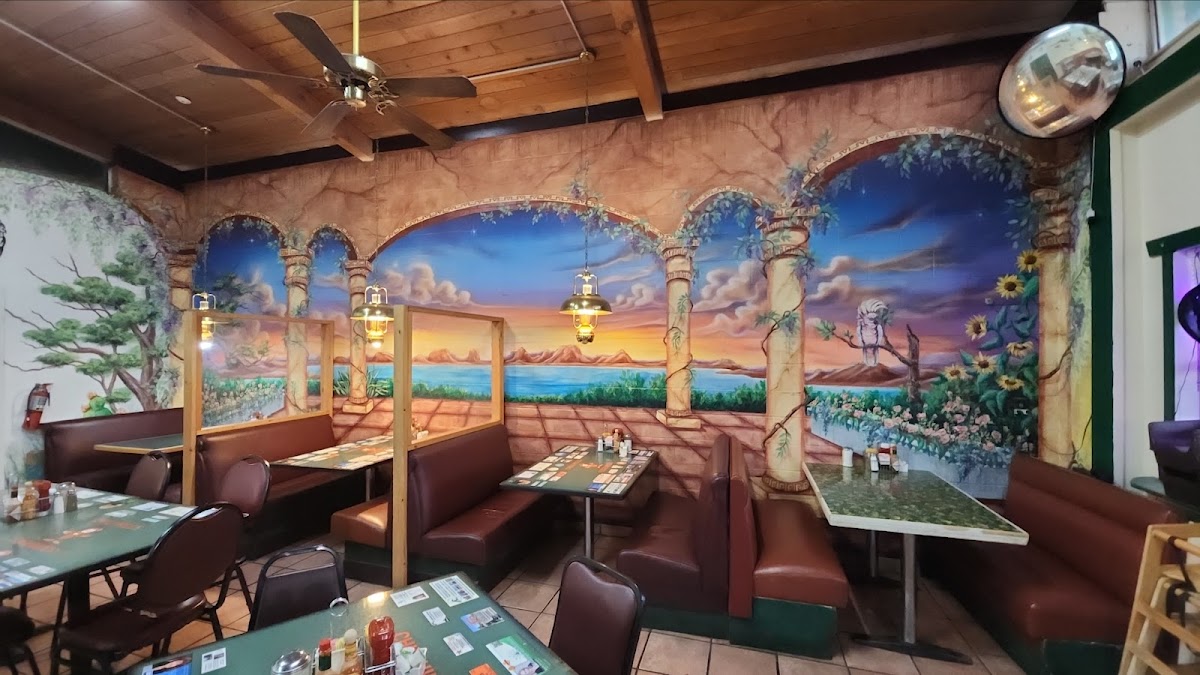 Chili Hills Restaurant Edgewood Interior Photo - Chili Hills Restaurant Edgewood American in Edgewood, NM