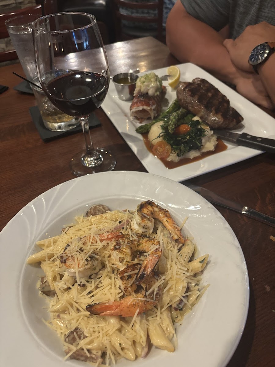 Crabbys Seafood Bar & Grill Food Photo - Crabbys Seafood Bar & Grill American in Rogers, AR