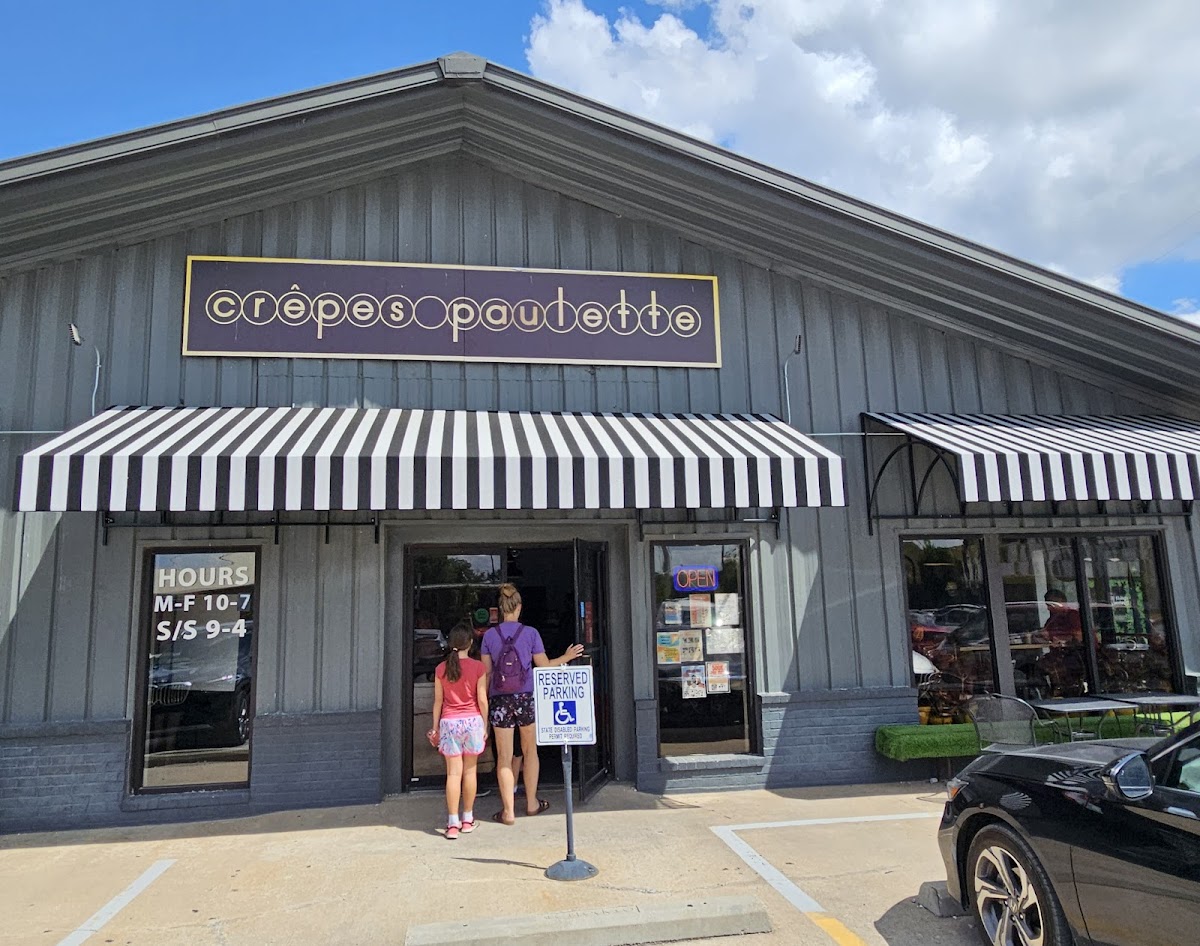 Crepes Paulette Exterior Photo - Crepes Paulette Restaurant in Bentonville, AR