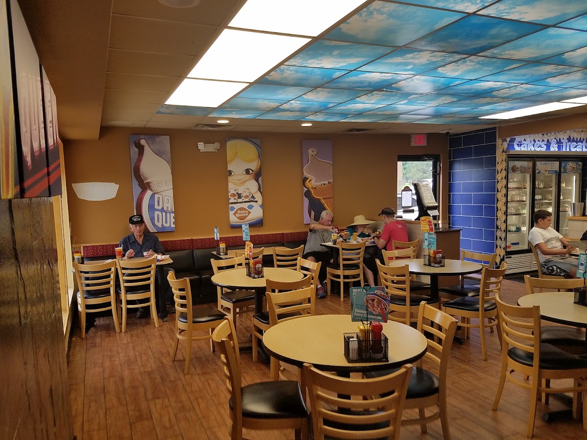 Dairy Queen Grill & Chill Interior Photo - Dairy Queen Grill & Chill Restaurant in Bella Vista, AR