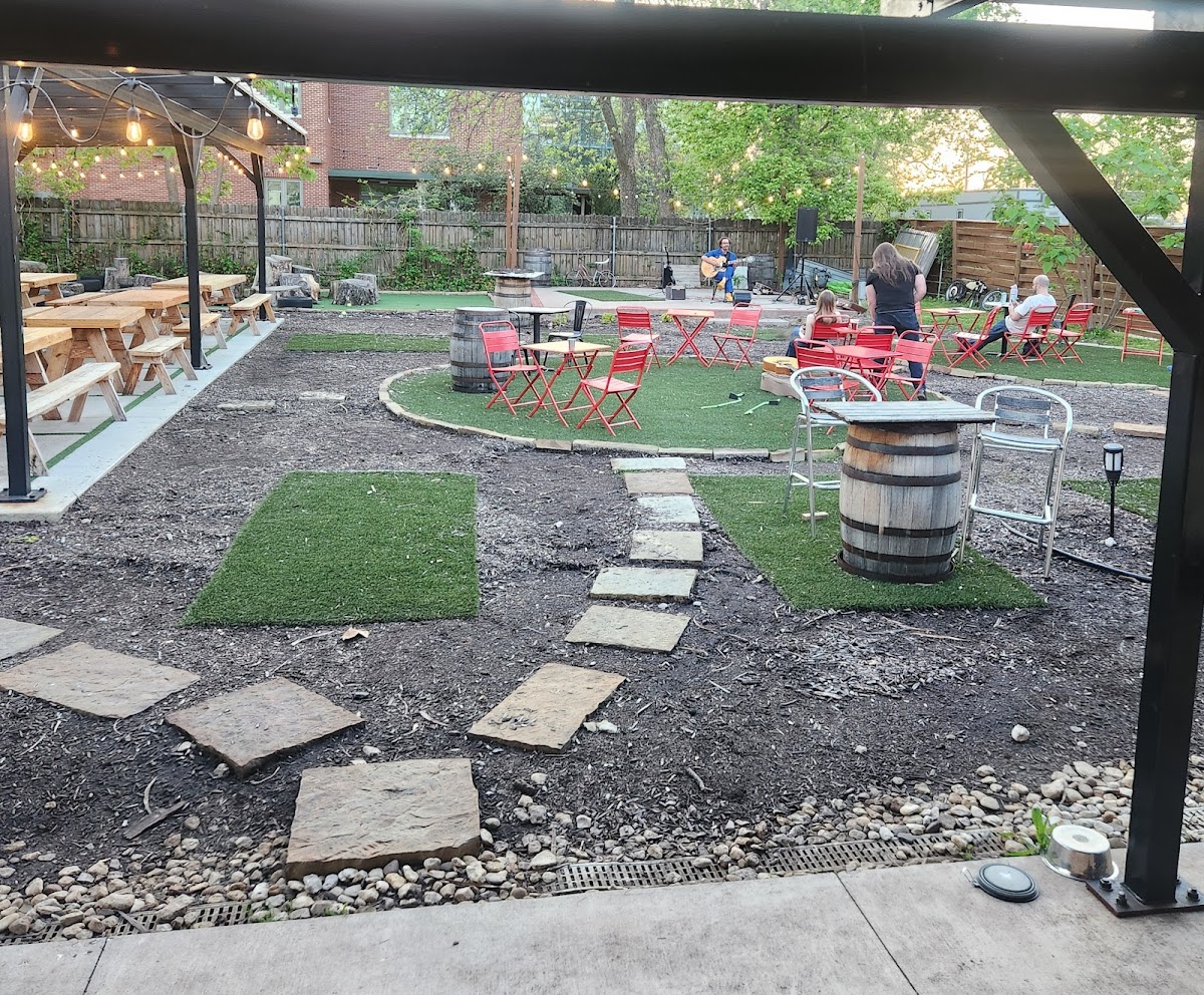 Danger Dave's Exterior Photo - Danger Dave's Restaurant in Bentonville, AR