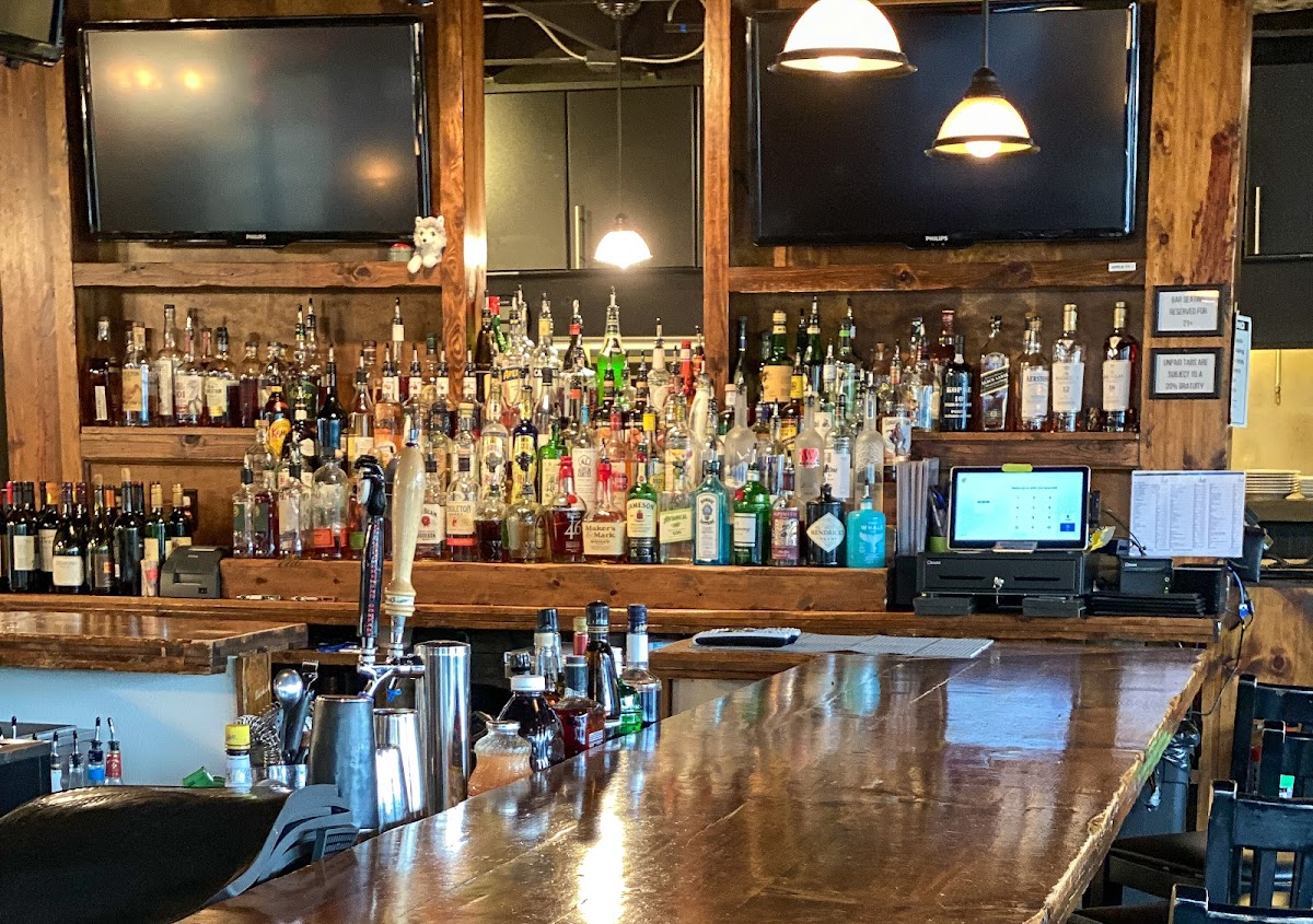 East Side Grill Interior Photo - East Side Grill Bars in Fayetteville, AR