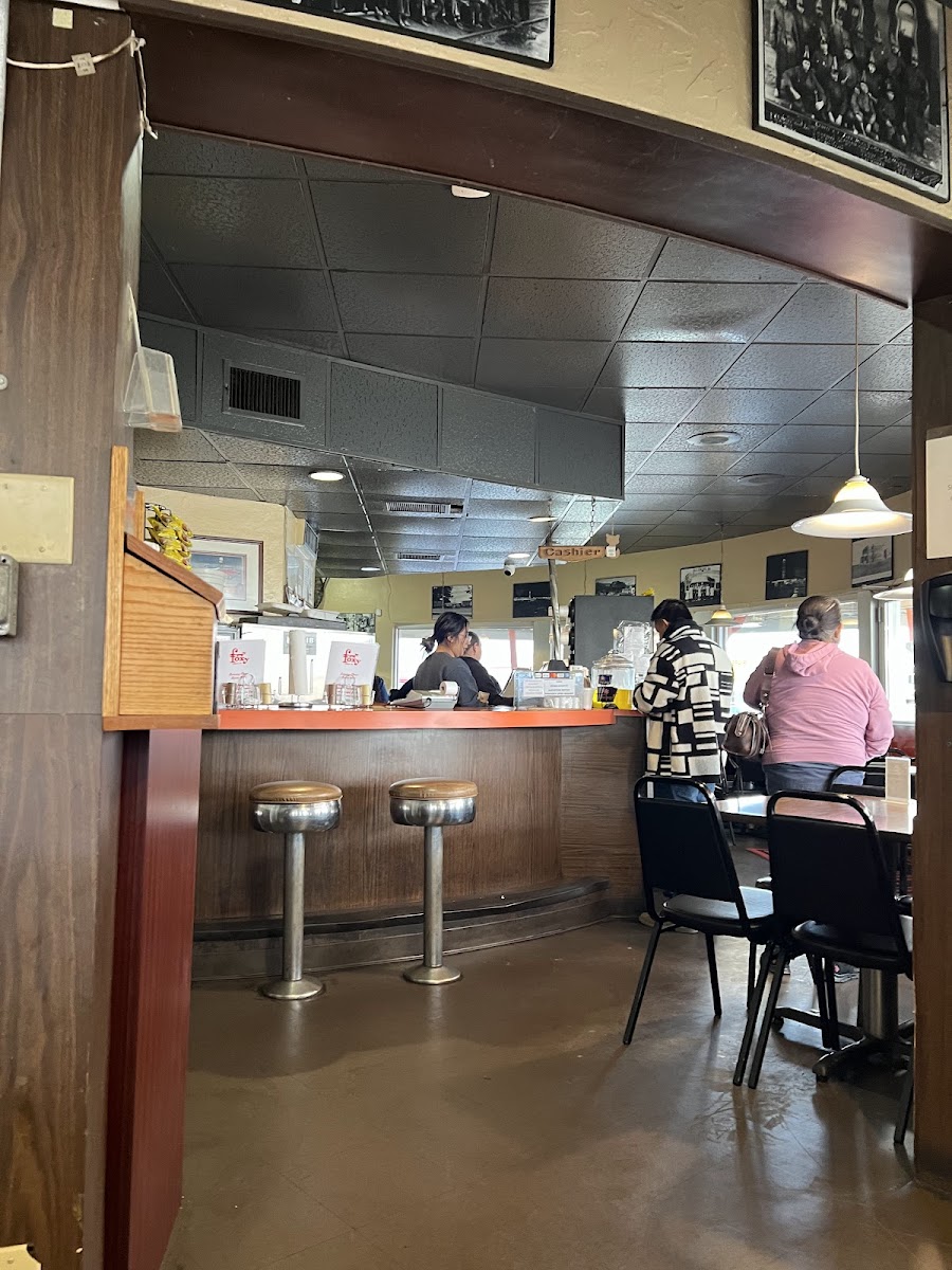 Foxy's Drive In Interior Photo - Foxy's Drive In American in Clovis, NM