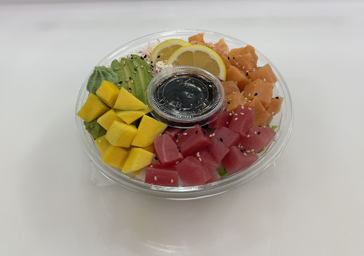 Fresh Sushilay Food Photo - Fresh Sushilay Sushi in Bella Vista, AR