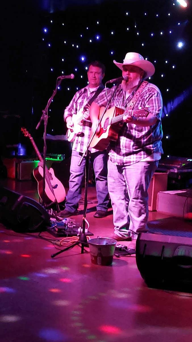 Good Vibrations Interior Photo - Good Vibrations Bar & Grill in Rogers, AR