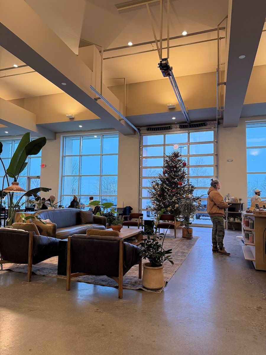 Happy Monday & Co Interior Photo - Happy Monday & Co Cafe in Roseville, MN