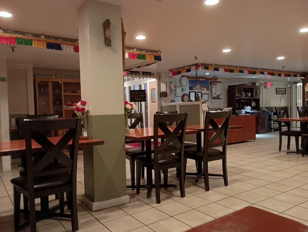 Himalayan Indian Cuisine Interior Photo - Himalayan Indian Cuisine Indian in Casper, WY