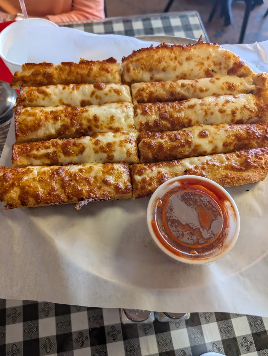 Jim's Razorback Pizza Food Photo - Jim's Razorback Pizza Pizza in Jane, MO