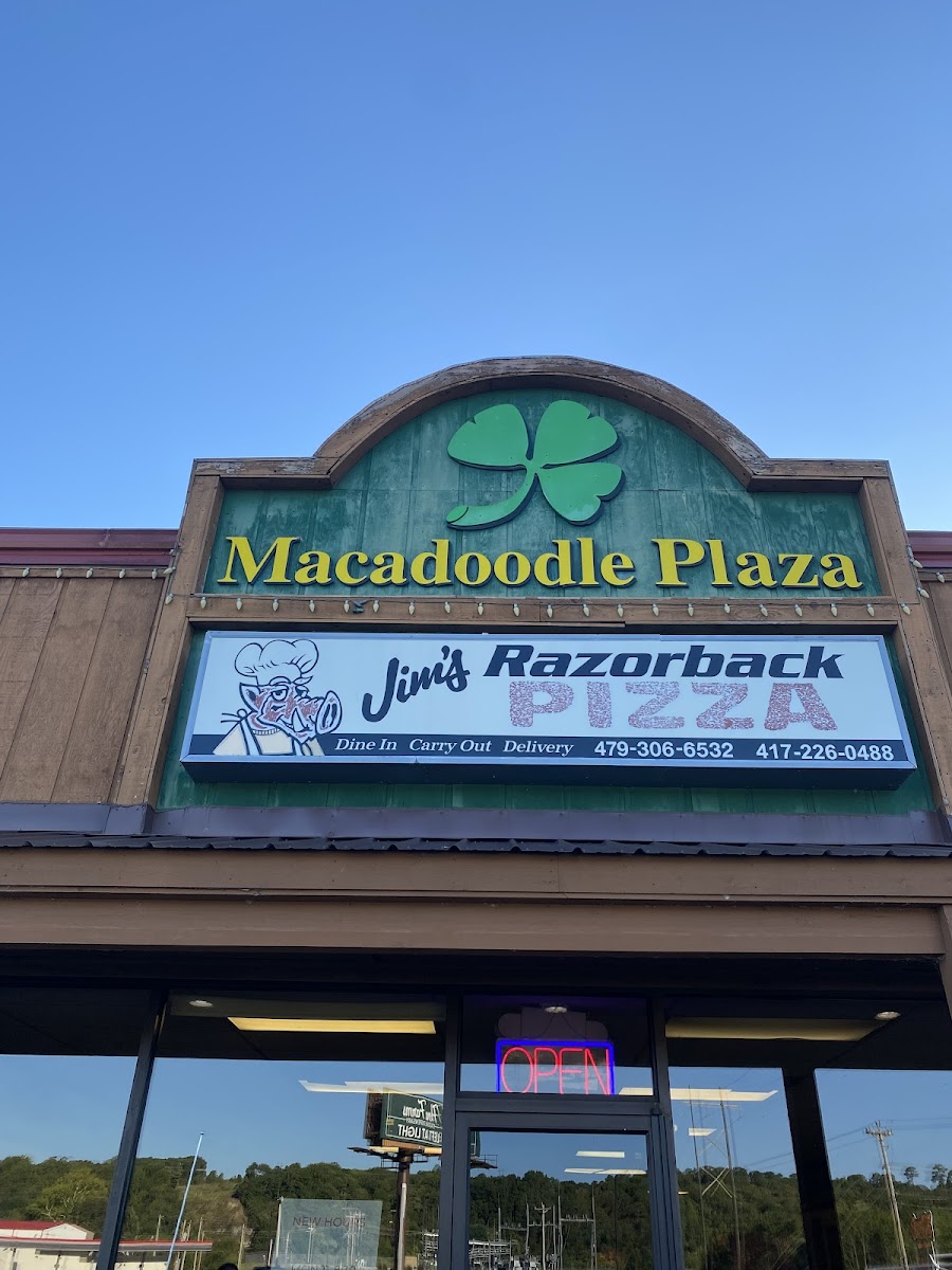 Jim's Razorback Pizza Exterior Photo - Jim's Razorback Pizza Pizza in Jane, MO