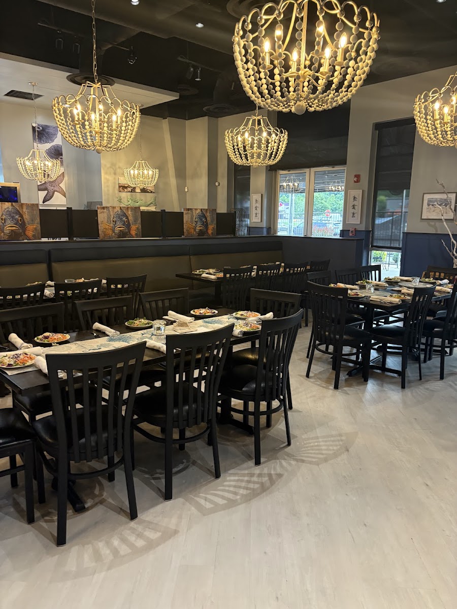 Mermaids Seafood Restaurant & Catering Interior Photo - Mermaids Seafood Restaurant & Catering Seafood in Rogers, AR