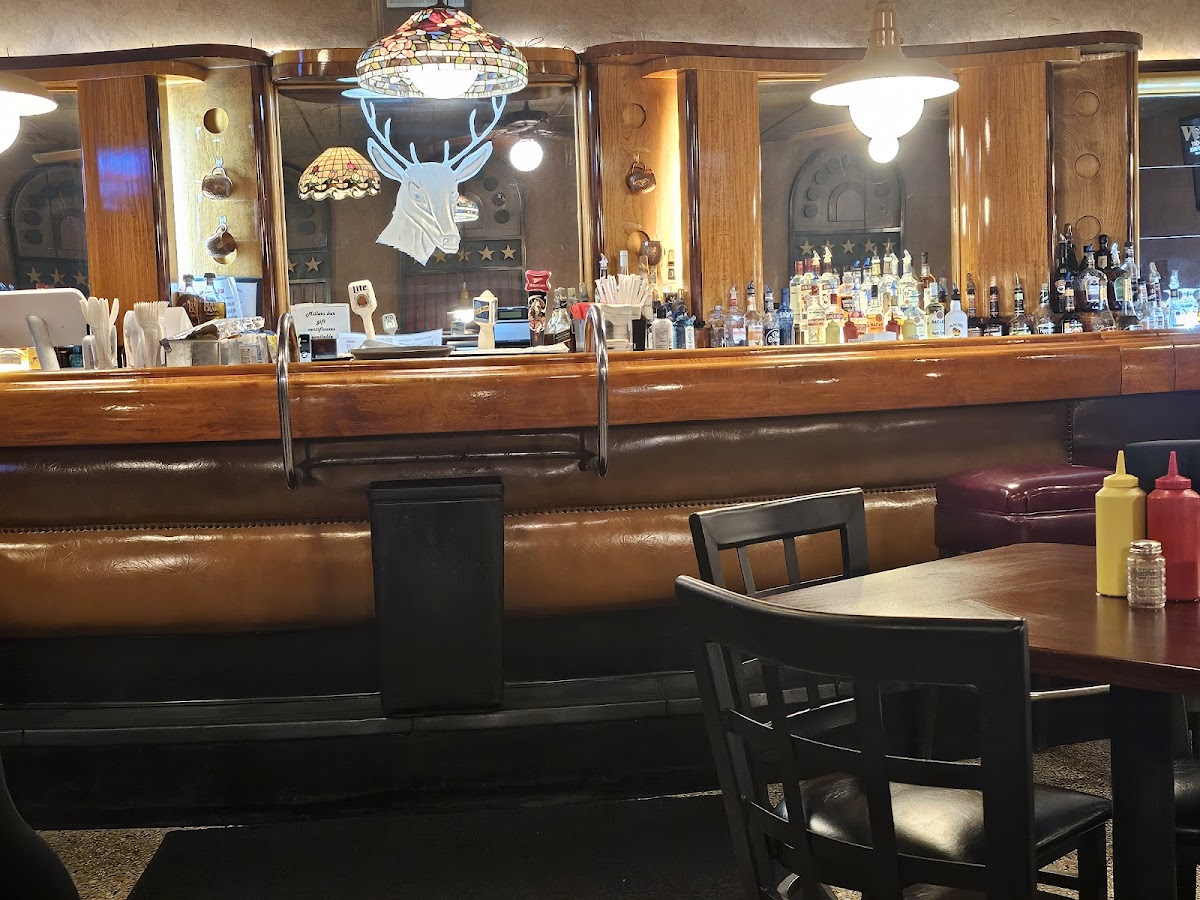 Miller's Bar Interior Photo - Miller's Bar Bars in Dearborn, MI