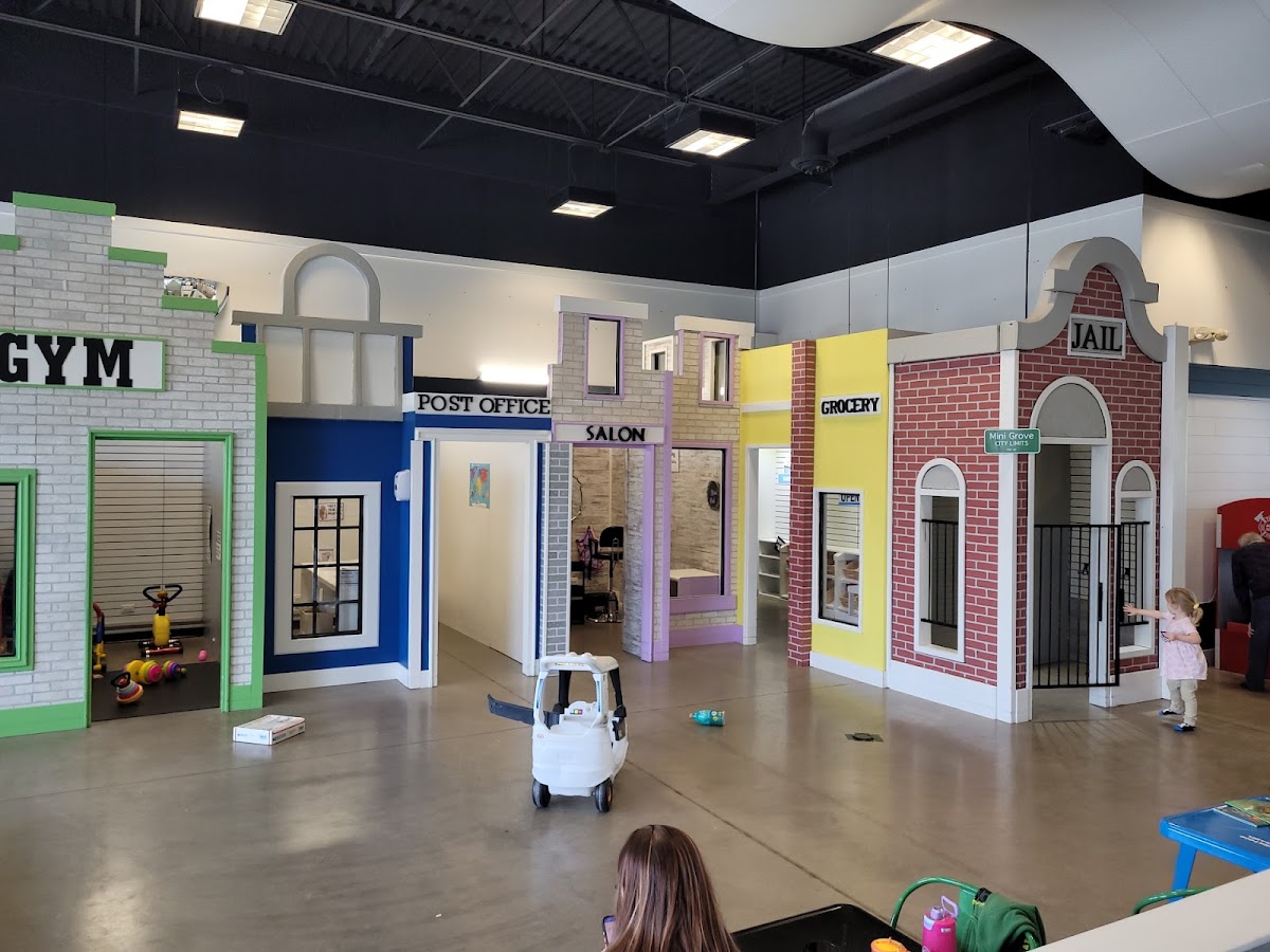 MiniSota Play Cafe Interior Photo - MiniSota Play Cafe Cafe in Maple Grove, MN