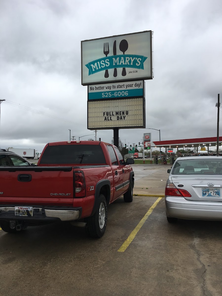 Miss Mary's Exterior Photo - Miss Mary's Restaurant in Gentry, AR