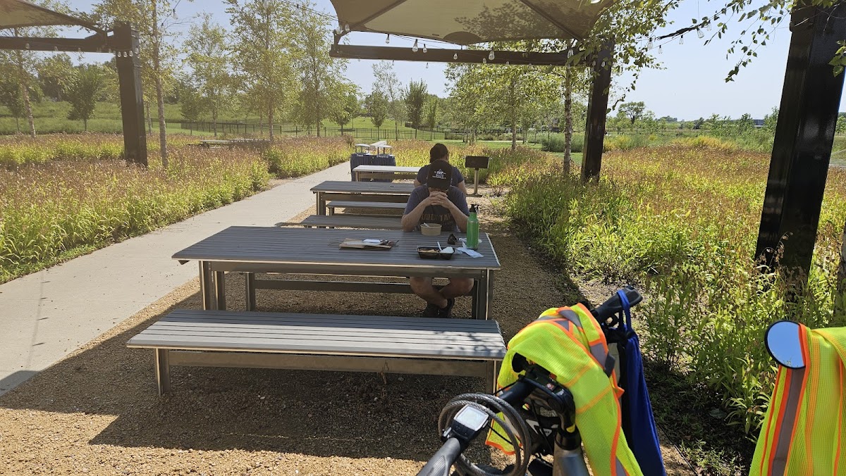 MYMITO Exterior Photo - MYMITO Restaurant in Bentonville, AR