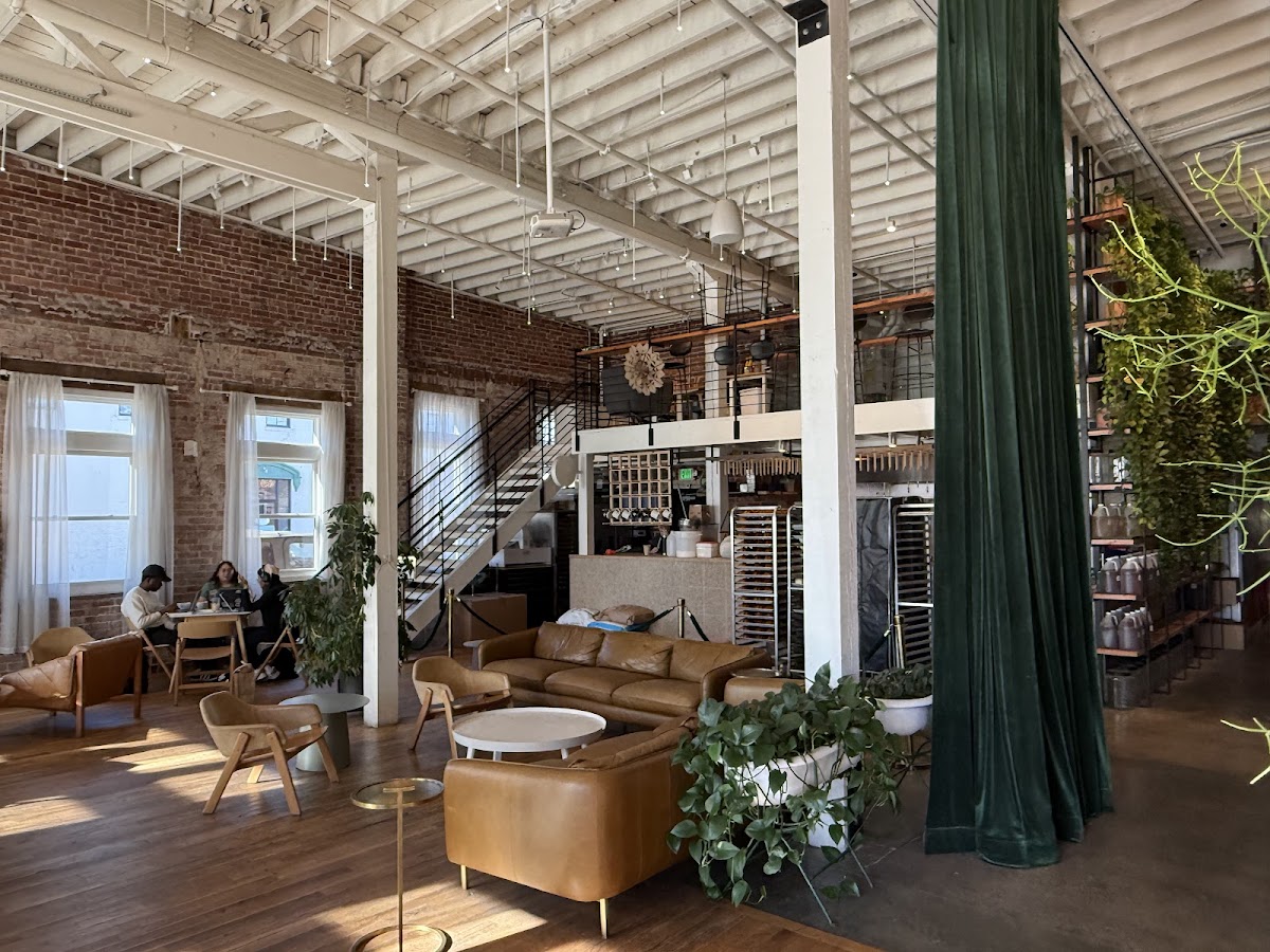 Onyx Coffee Lab - Rogers HQ Interior Photo - Onyx Coffee Lab - Rogers HQ Cafe in Rogers, AR