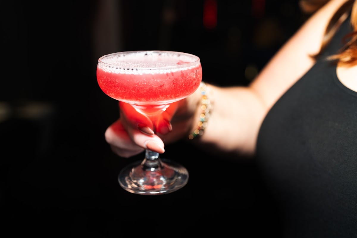 Opulence Nightclub Rogers Drinks Photo - Opulence Nightclub Rogers Bar & Grill in Rogers, AR