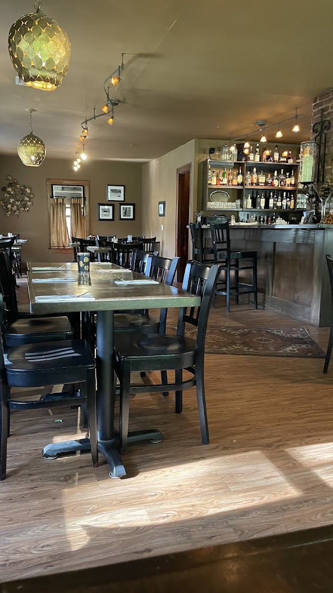 Petit Bistro Interior Photo - Petit Bistro Bistro in Bentonville, AR