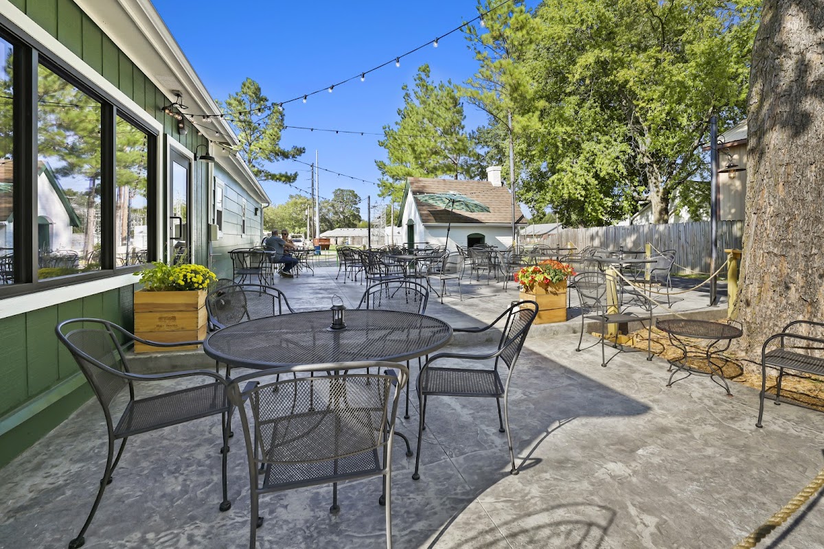 Ramo d'Olivo Exterior Photo - Ramo d'Olivo Bars in Bentonville, AR