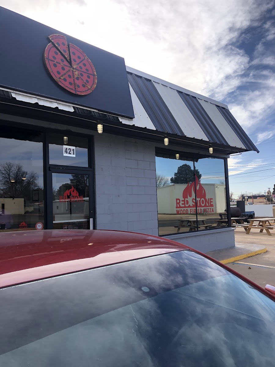 Red Stone Pizza Exterior Photo - Red Stone Pizza Pizza in Clovis, NM