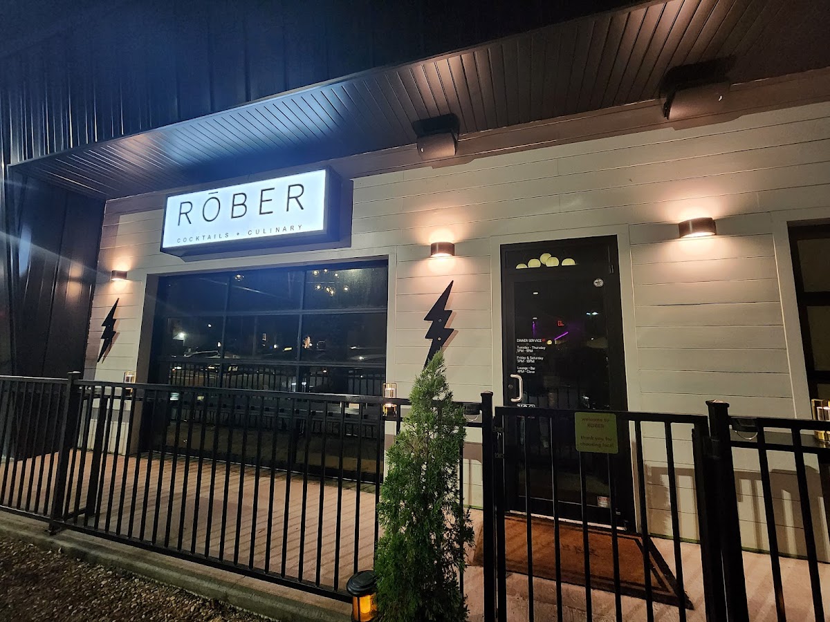 ROBER :: Cocktails + Culinary Exterior Photo - ROBER :: Cocktails + Culinary Restaurant in Benton, AR
