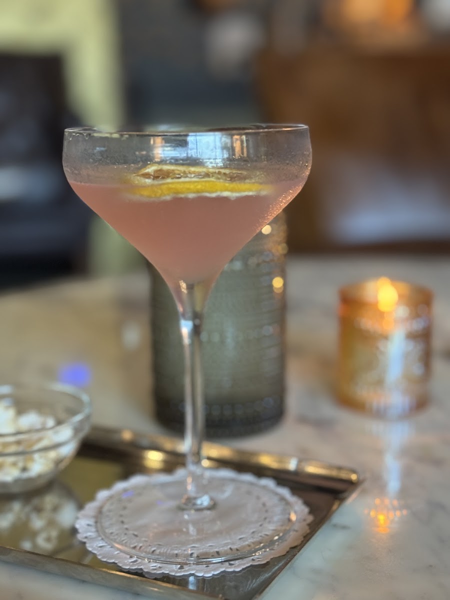 ROBER :: Cocktails + Culinary Drinks Photo - ROBER :: Cocktails + Culinary Restaurant in Benton, AR