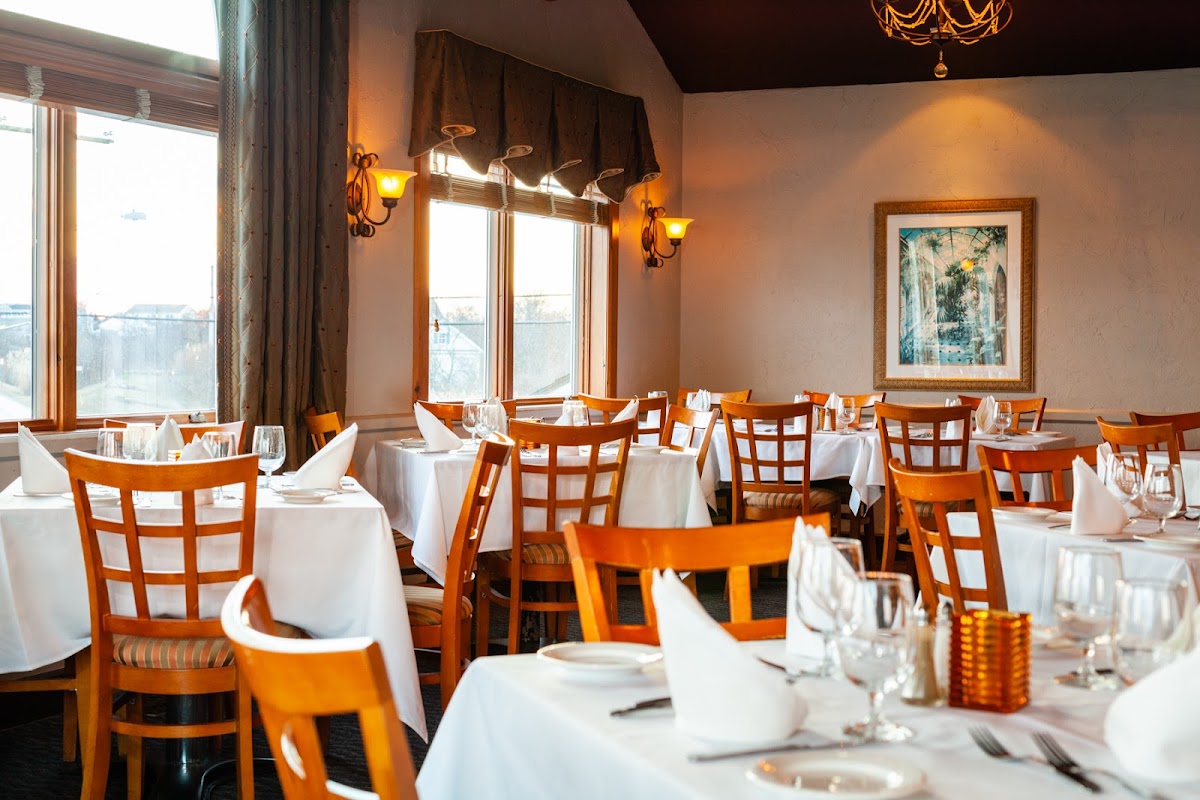 Spain Of Narragansett Interior Photo - Spain Of Narragansett Spanish in Narragansett, RI