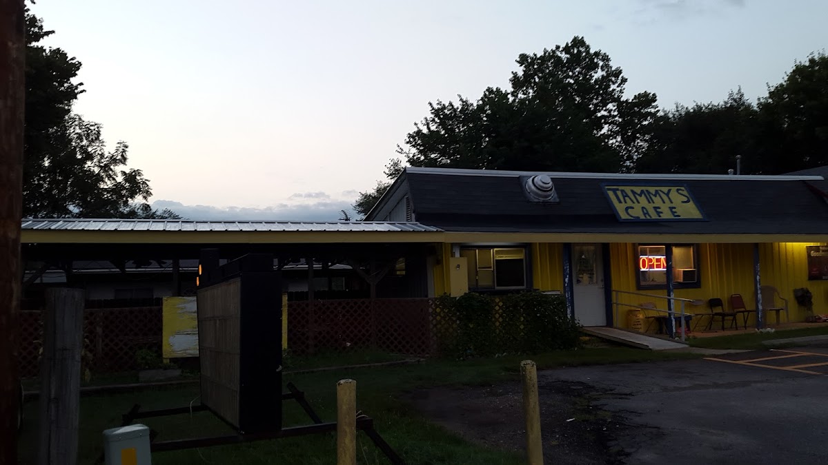 Tammy's Cafe Exterior Photo - Tammy's Cafe Cafe in Goodman, MO