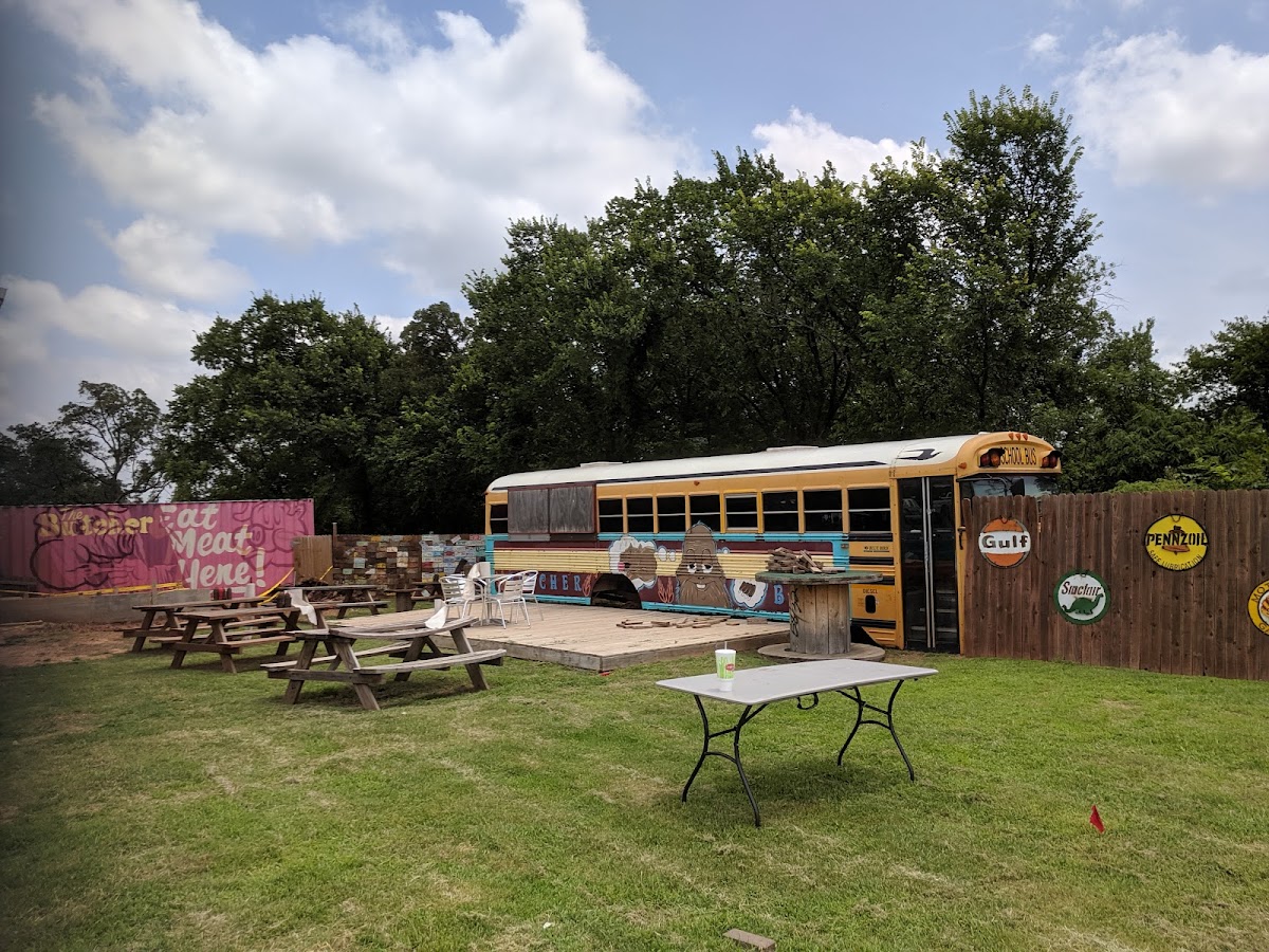 The Butcher BBQ Stand Exterior Photo - The Butcher BBQ Stand BBQ in Wellston, OK