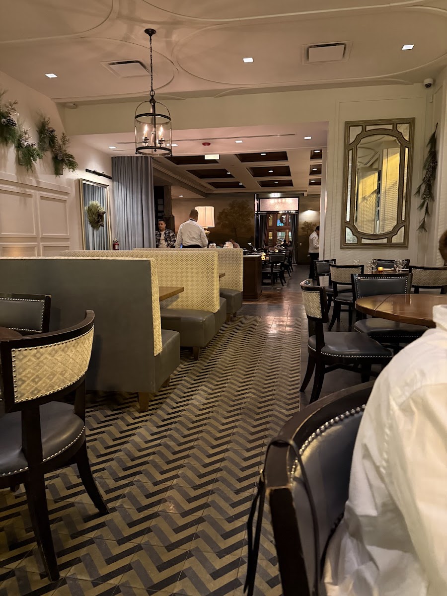 The Chicago Firehouse Restaurant Interior Photo - The Chicago Firehouse Restaurant Bar & Grill in Chicago, IL