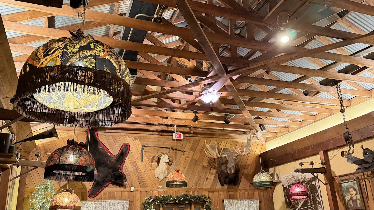 The Pump House Restaurant Fairbanks Interior Photo - The Pump House Restaurant Fairbanks Bar & Grill in Fairbanks, AK