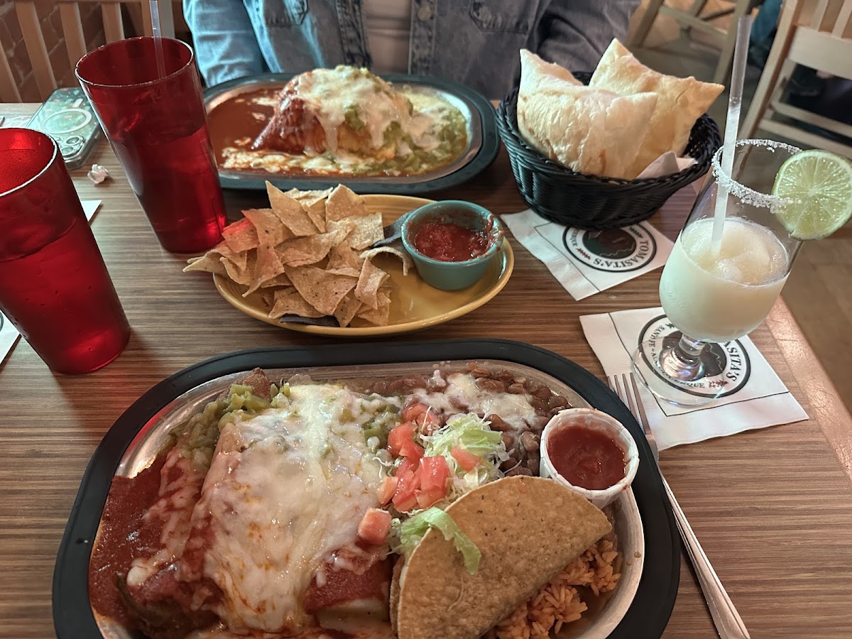 Tomasita's Santa Fe New Mexican Restaurant Food Photo - Tomasita's Santa Fe New Mexican Restaurant Mexican in Santa Fe, NM