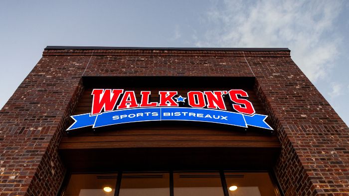 Walk-On's Sports Bistreaux - Rogers Restaurant Interior Photo - Walk-On's Sports Bistreaux - Rogers Restaurant Bar & Grill in Rogers, AR